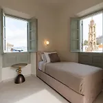 Tinas Lindian Serenity فيلة