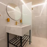 Tinas Lindian Serenity فيلة